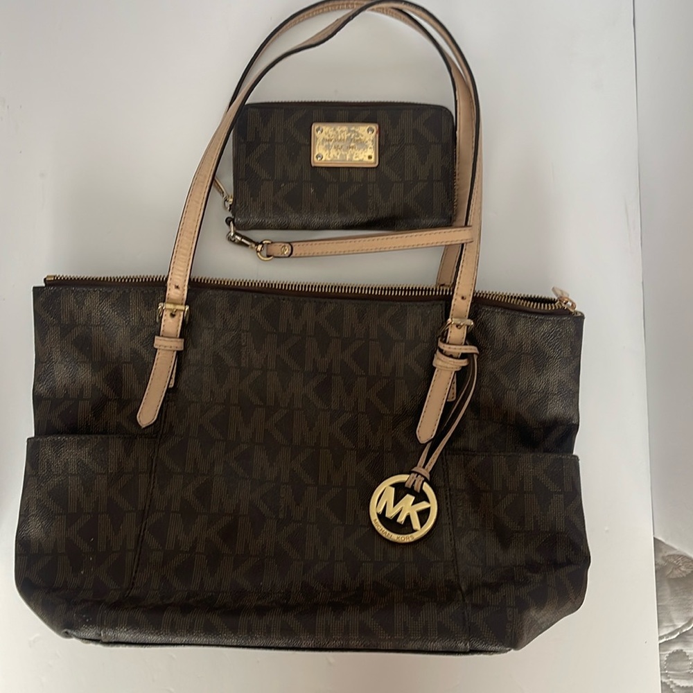 Michael Kors shoulder bag and wallet